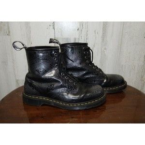 Rare Dr Martens 26096 Chains Skulls Piercings Black Boots Size 11M 12L Goth Punk